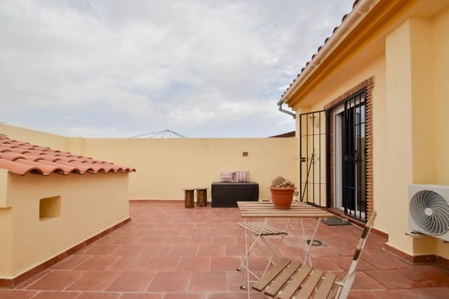 3 quarto Apartamento para venda em Cúllar Vega com garagem - 199 900 € (Ref: 10014092)