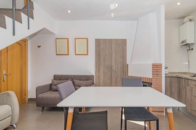 2 bedroom Townhouse for sale in Dúdar - € 87,000 (Ref: 10014095)