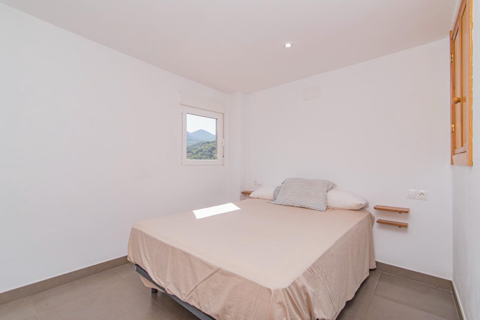 2 bedroom Townhouse for sale in Dudar - € 87,000 (Ref: 10014095)