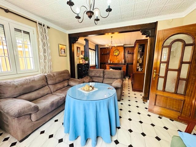 4 bedroom Townhouse for sale in Pulianas with garage - € 260,000 (Ref: 10014096)