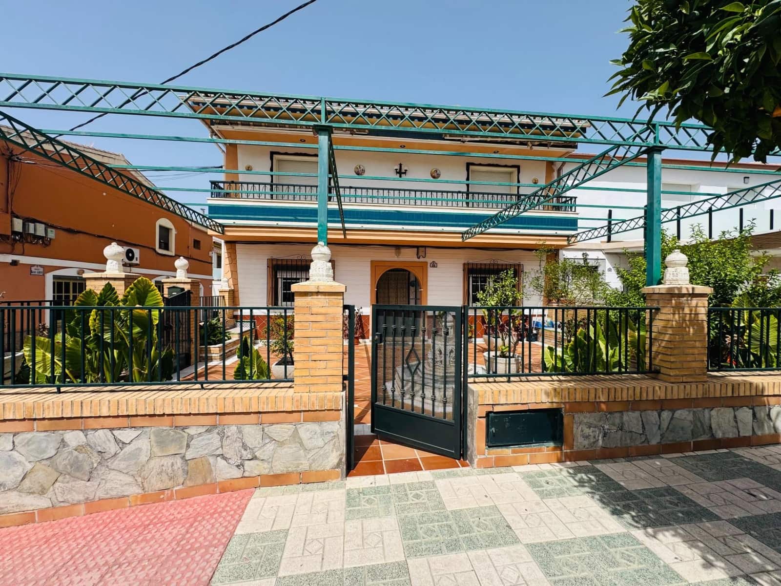 4 bedroom Townhouse for sale in Pulianas with garage - € 260,000 (Ref: 10014096)