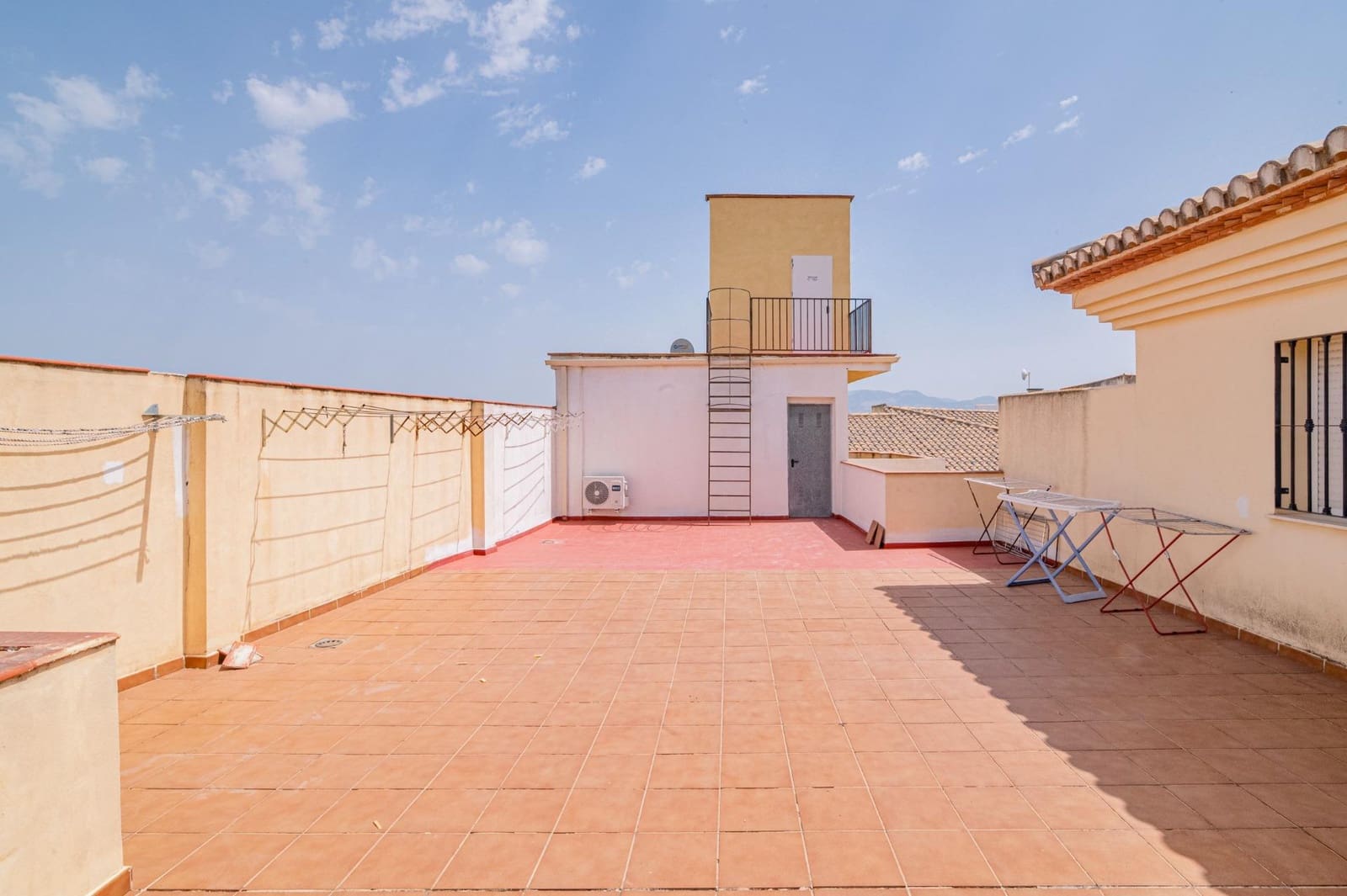 2 bedroom Flat for sale in Cullar Vega - € 131,500 (Ref: 10014097)
