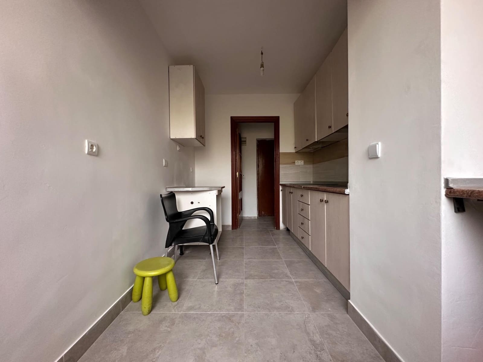 3 bedroom Flat for sale in Granada city - € 105,000 (Ref: 10014098)