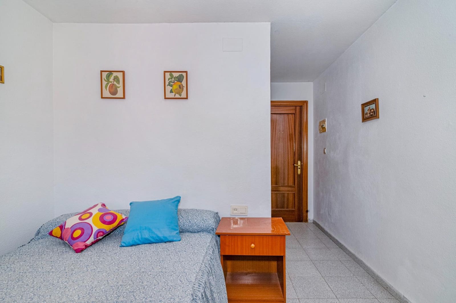 9 camera da letto Villa in vendita in Granada citta con garage - 450.000 € (Rif: 10014102)