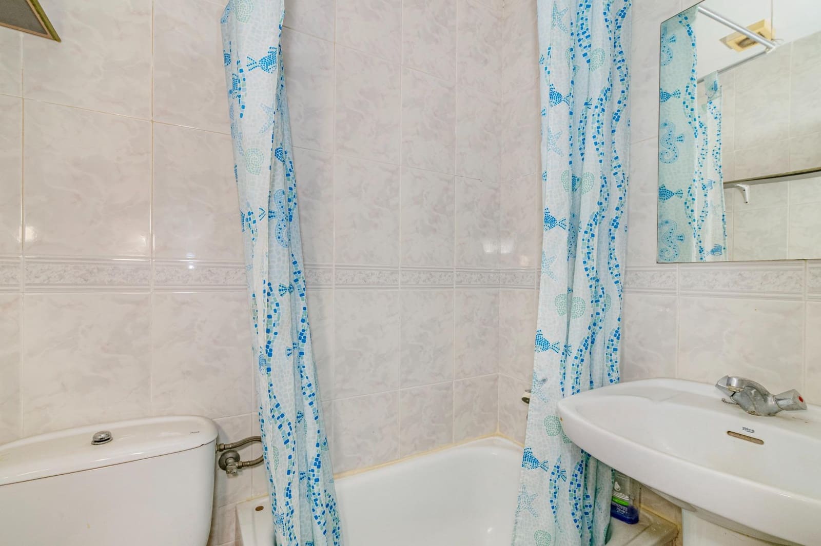 9 camera da letto Villa in vendita in Granada citta con garage - 450.000 € (Rif: 10014102)