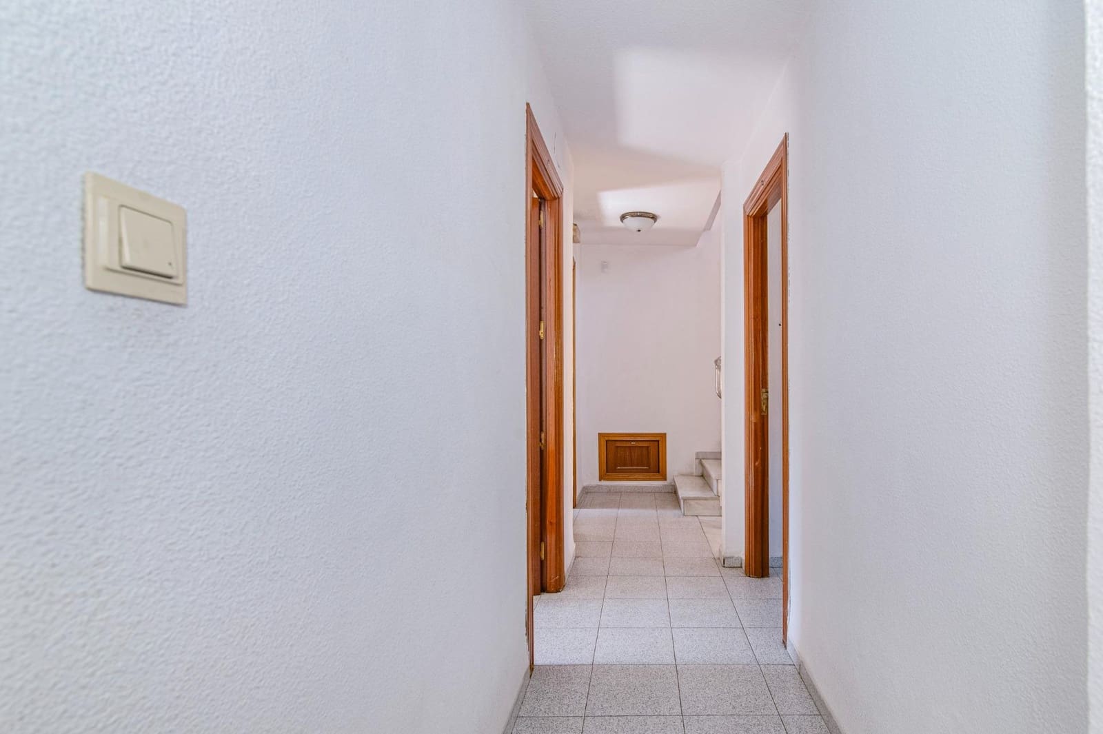 9 camera da letto Villa in vendita in Granada citta con garage - 450.000 € (Rif: 10014102)