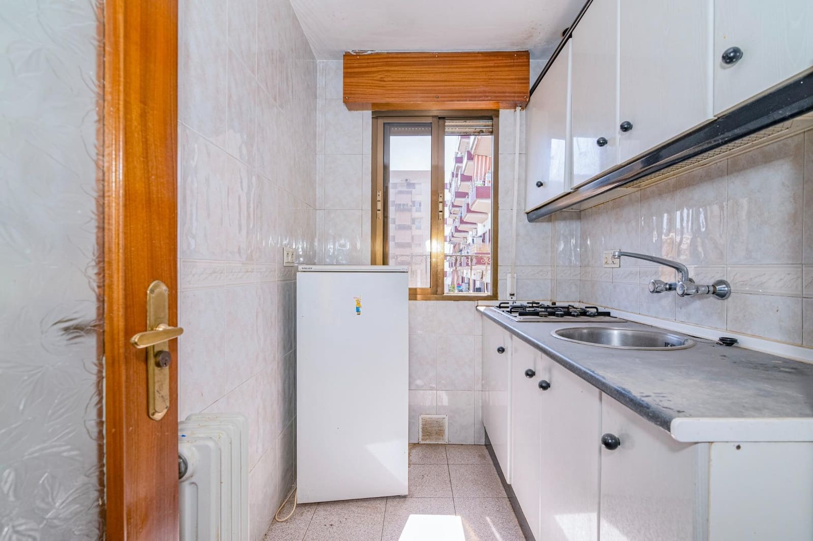9 camera da letto Villa in vendita in Granada citta con garage - 450.000 € (Rif: 10014102)
