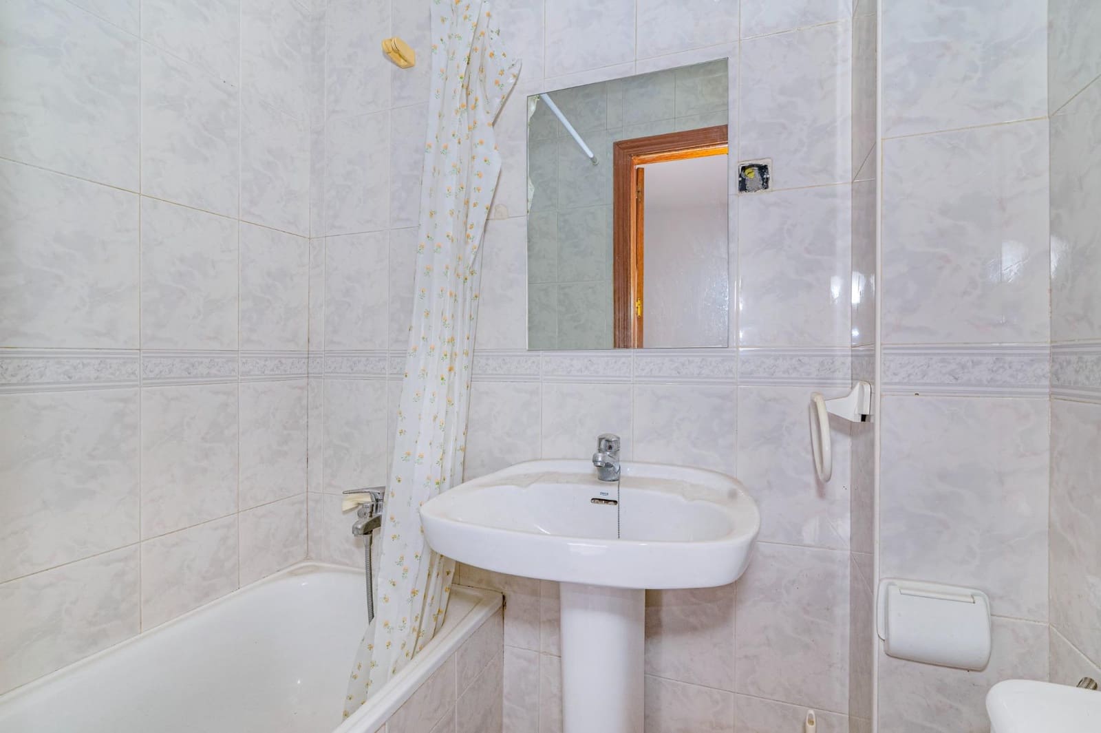 9 camera da letto Villa in vendita in Granada citta con garage - 450.000 € (Rif: 10014102)