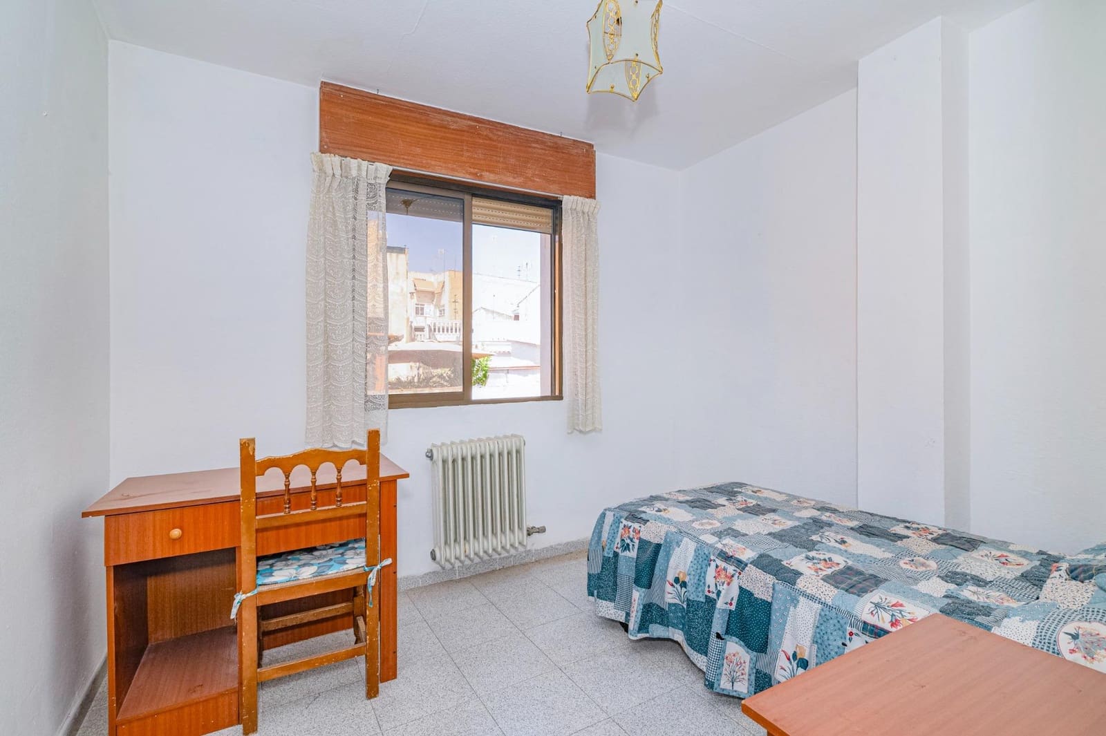 9 camera da letto Villa in vendita in Granada citta con garage - 450.000 € (Rif: 10014102)