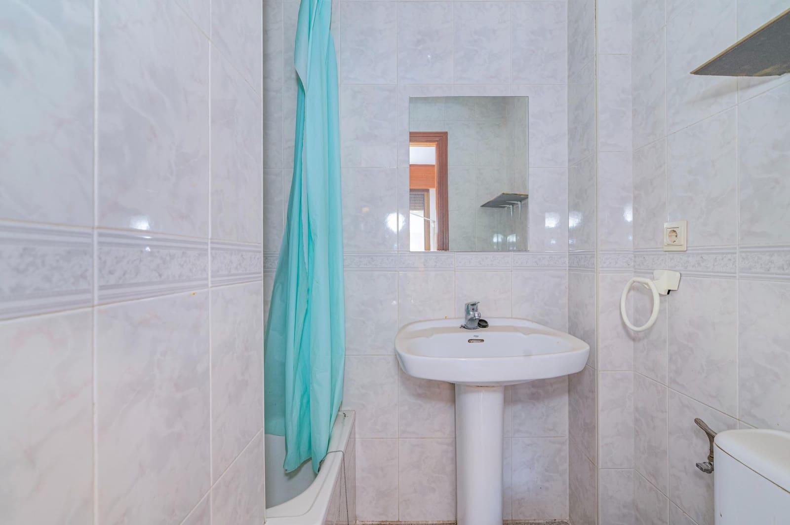 9 camera da letto Villa in vendita in Granada citta con garage - 450.000 € (Rif: 10014102)