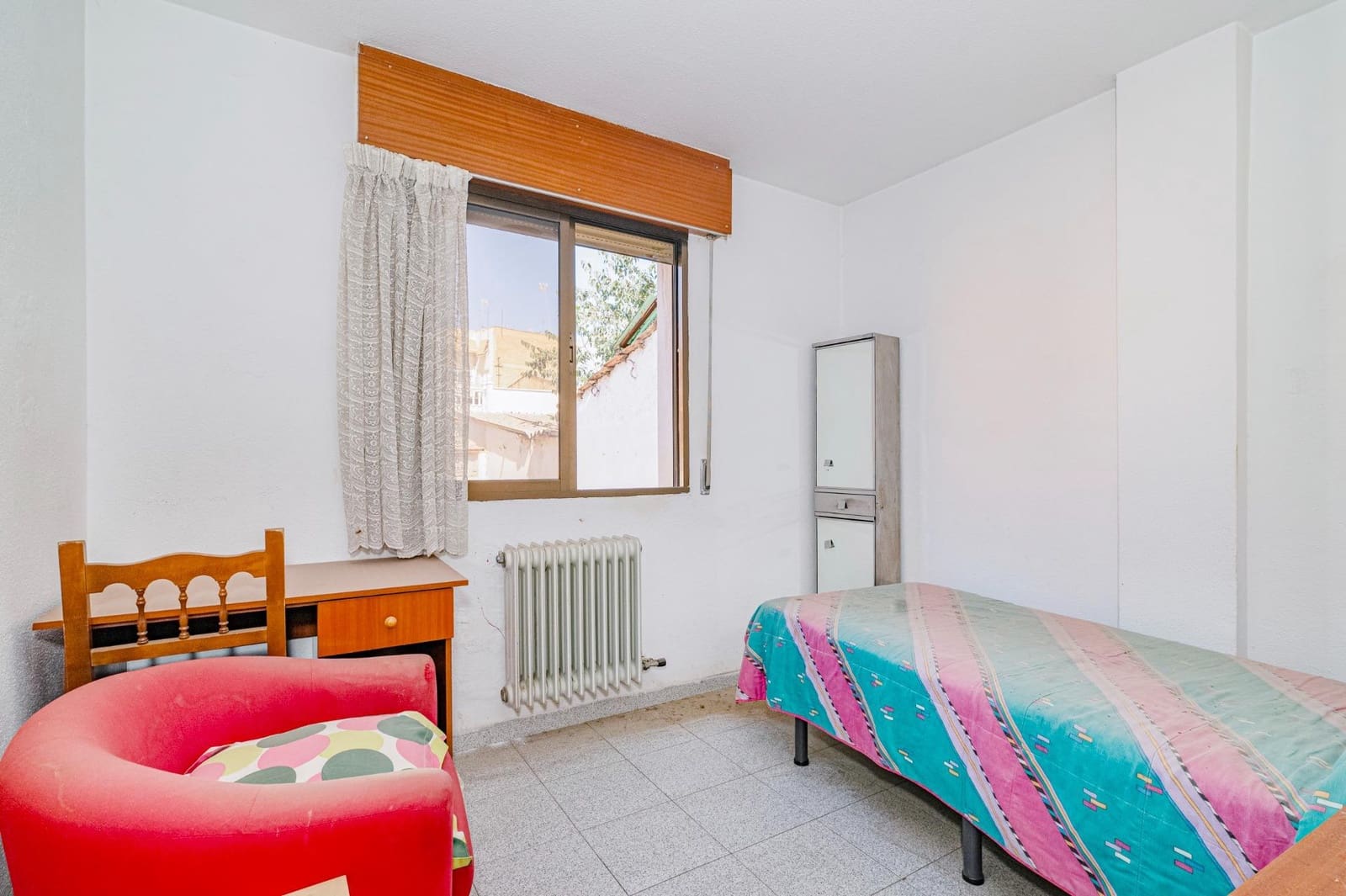 9 camera da letto Villa in vendita in Granada citta con garage - 450.000 € (Rif: 10014102)