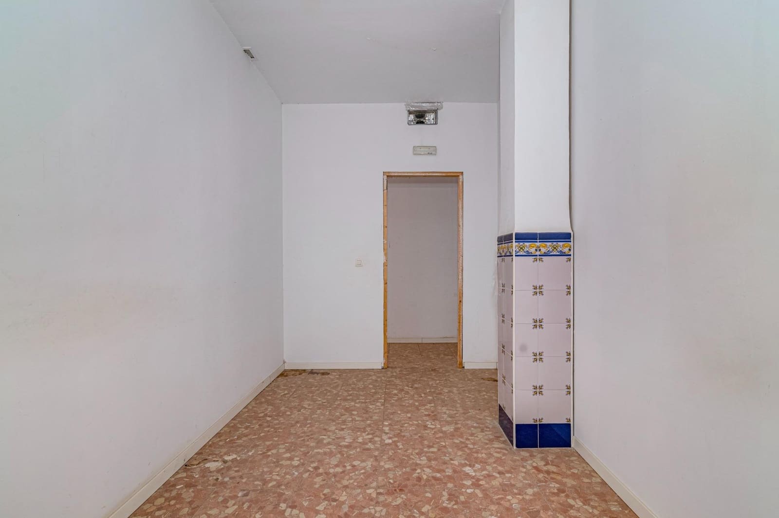 9 camera da letto Villa in vendita in Granada citta con garage - 450.000 € (Rif: 10014102)