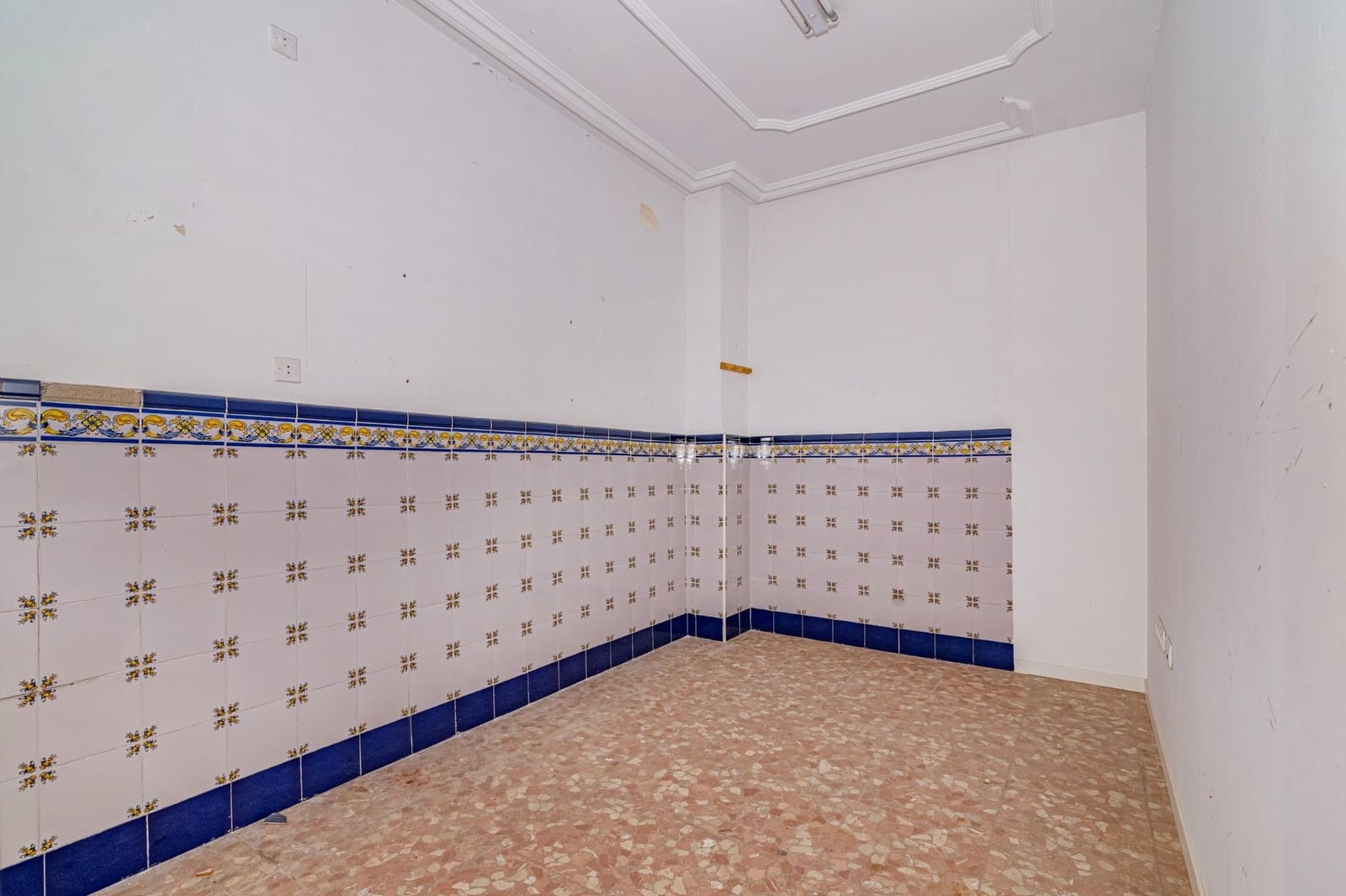 9 camera da letto Villa in vendita in Granada citta con garage - 450.000 € (Rif: 10014102)