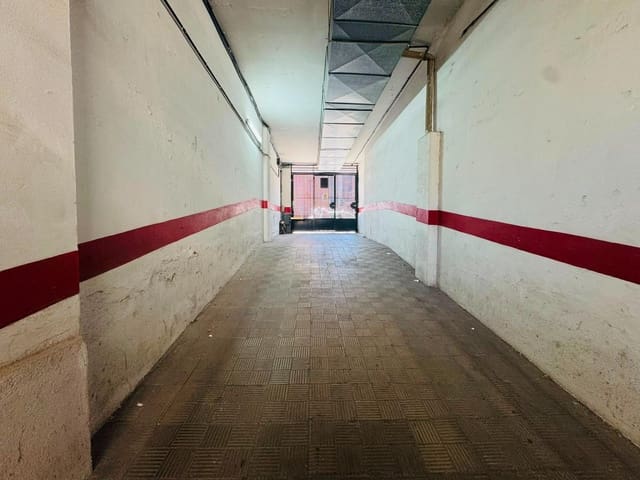 Garage in vendita in Granada città - 26.000 € (Rif: 10015623)