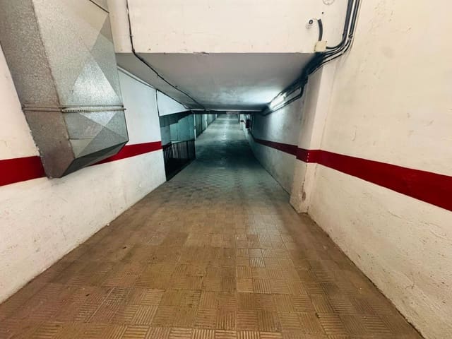 Garage in vendita in Granada città - 26.000 € (Rif: 10015623)