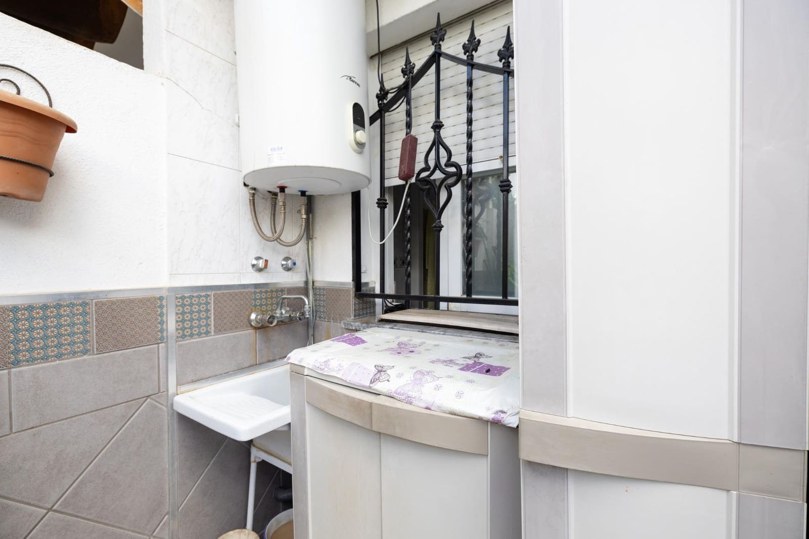 3 bedroom Terraced Villa for sale in Maracena with garage - € 269,000 (Ref: 10015624)