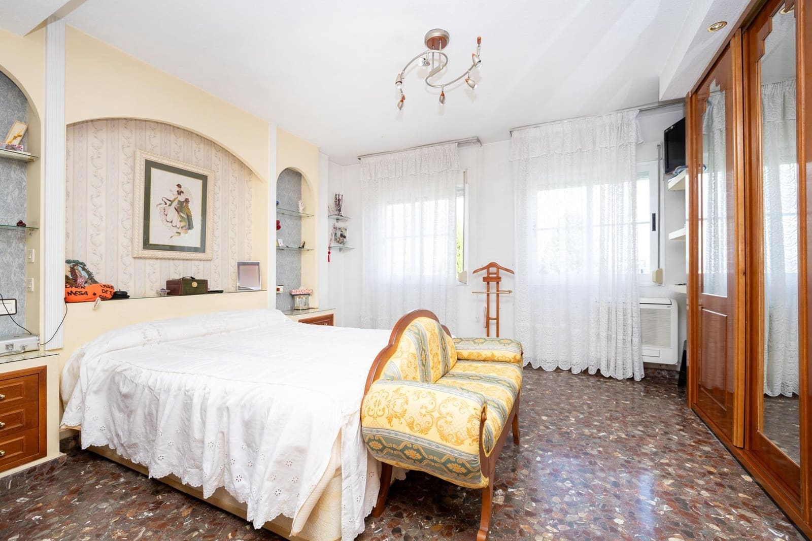 3 bedroom Terraced Villa for sale in Maracena with garage - € 269,000 (Ref: 10015624)