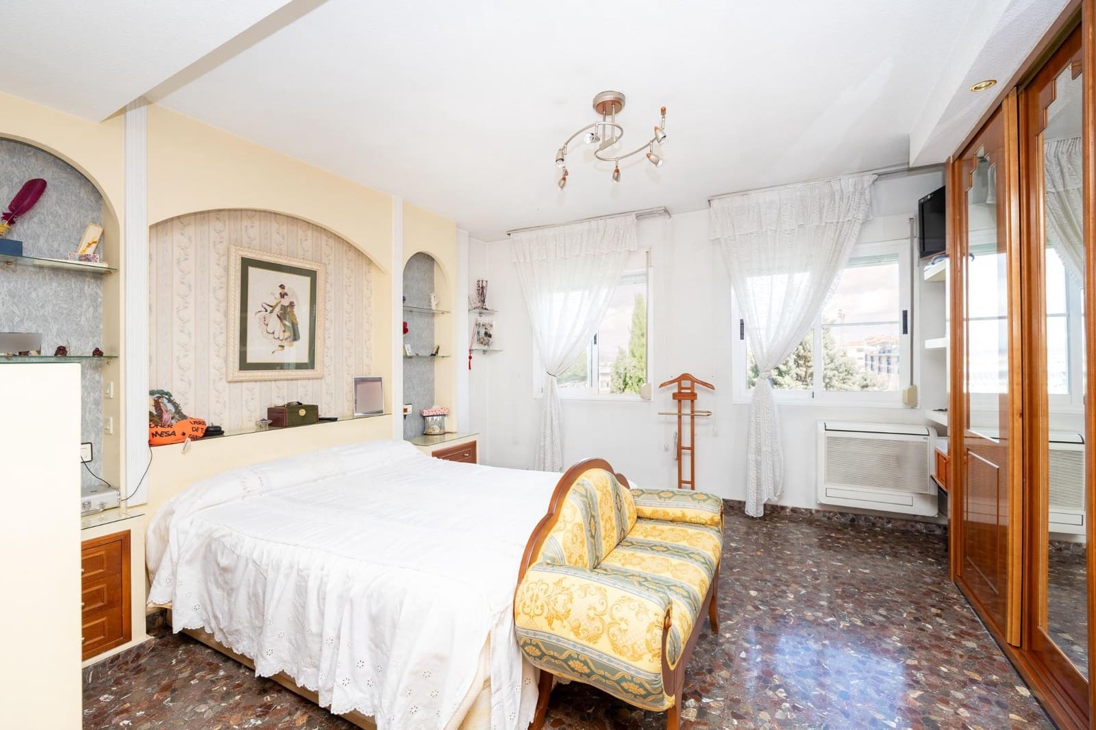 3 bedroom Terraced Villa for sale in Maracena with garage - € 269,000 (Ref: 10015624)