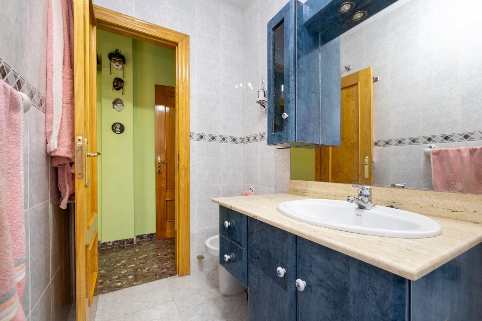 3 bedroom Terraced Villa for sale in Maracena with garage - € 269,000 (Ref: 10015624)