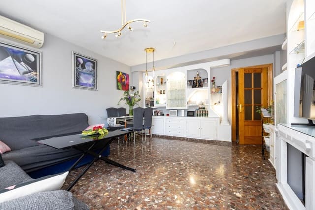 3 quarto Moradia em Banda para venda em Maracena com garagem - 269 000 € (Ref: 10015624)