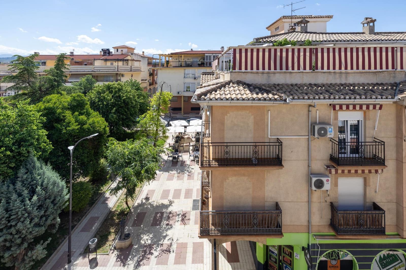 3 bedroom Terraced Villa for sale in Maracena with garage - € 269,000 (Ref: 10015624)