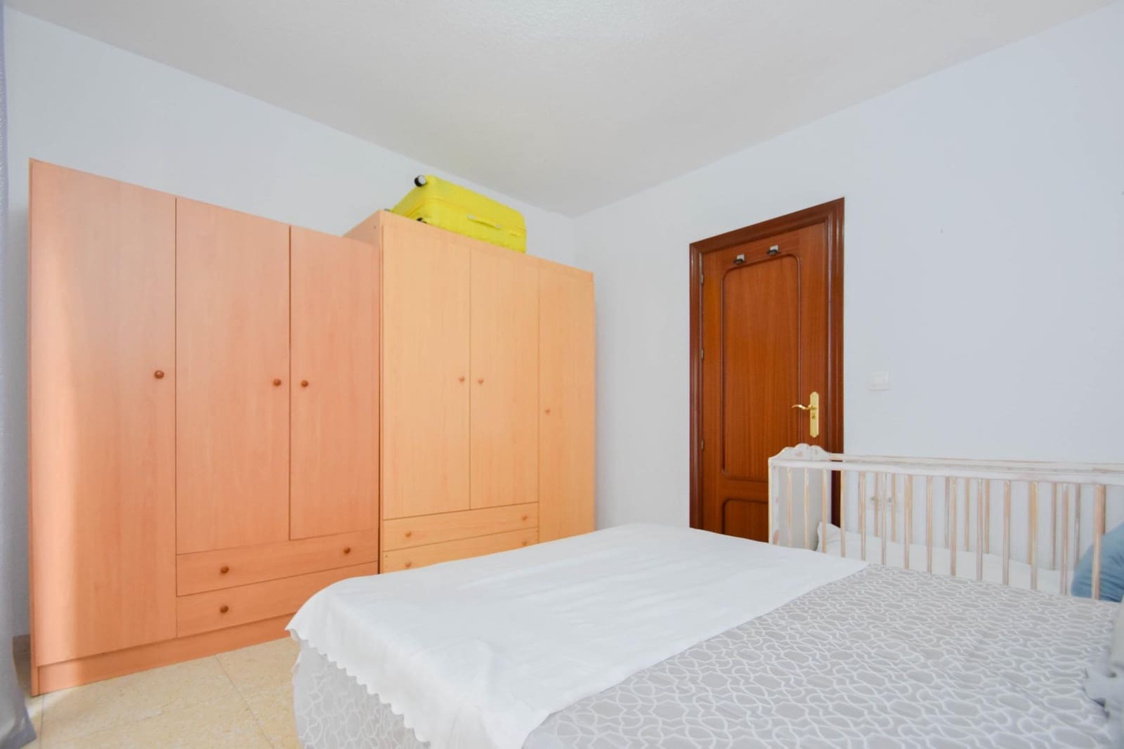 3 bedroom Flat for sale in Granada city - € 219,000 (Ref: 10015625)