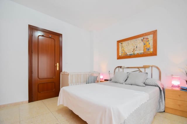 3 quarto Apartamento para venda em Zaidin, Granada cidade - 219 000 € (Ref: 10015625)