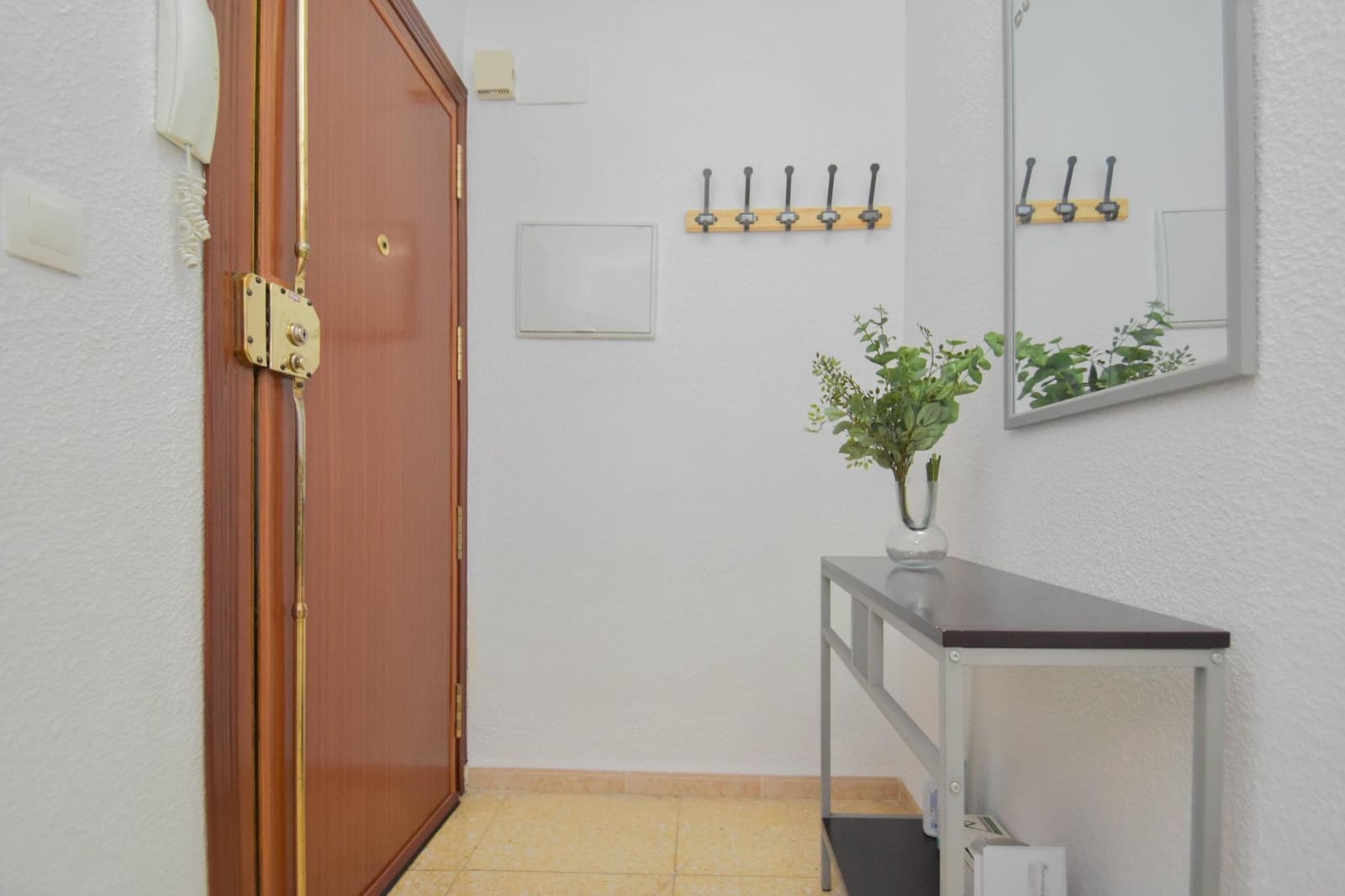 3 bedroom Flat for sale in Granada city - € 219,000 (Ref: 10015625)