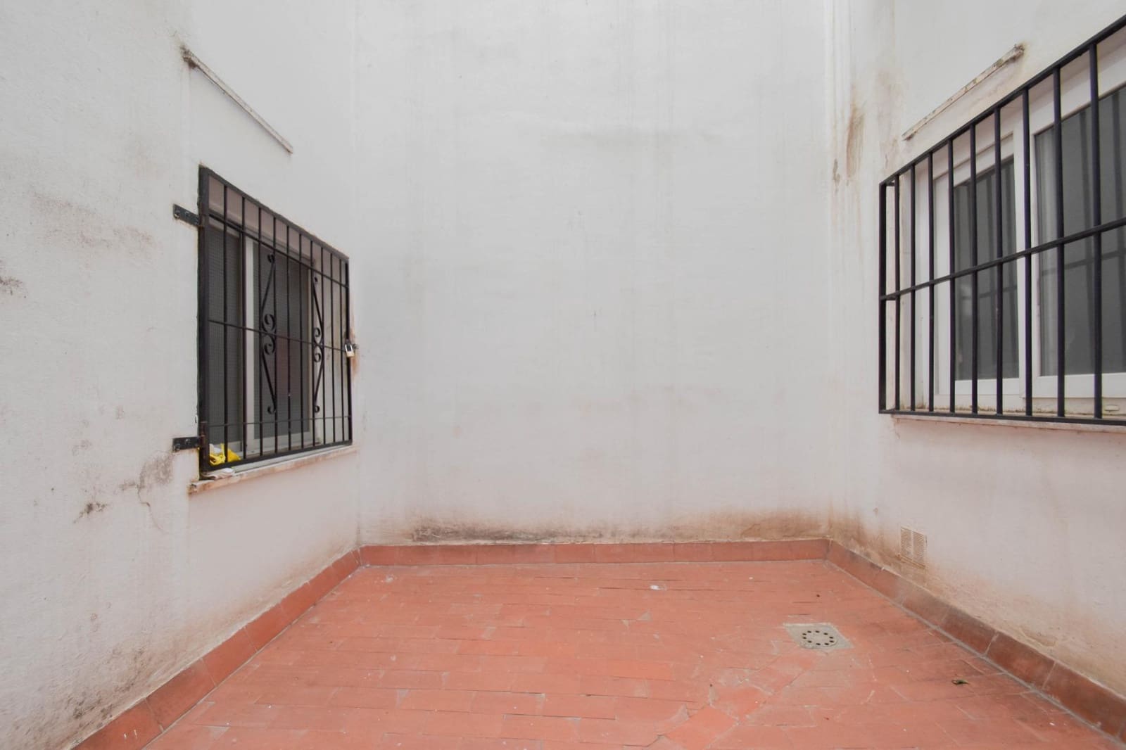 3 bedroom Flat for sale in Granada city - € 219,000 (Ref: 10015625)
