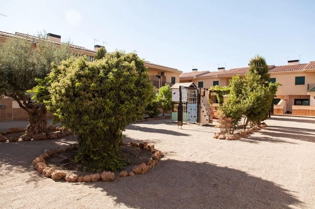 4 soveværelse Rækkehus til salg i Alhendín - € 239.900 (Ref: 10020959)