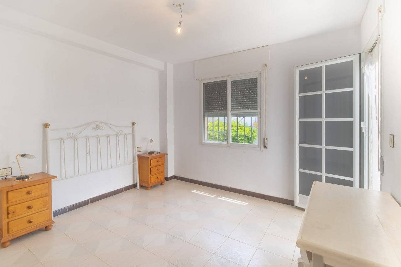 3 bedroom Townhouse for sale in Salobrena with pool garage - € 365,000 (Ref: 10020961)
