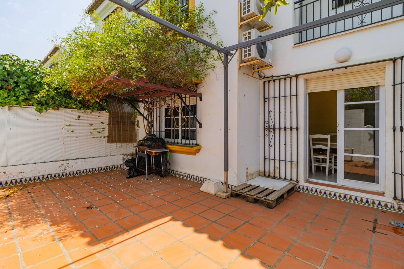 3 bedroom Townhouse for sale in Salobrena with pool garage - € 365,000 (Ref: 10020961)