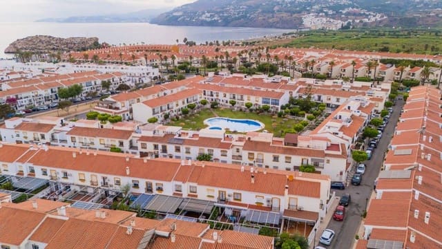 3 bedroom Townhouse for sale in Salobreña with pool garage - € 365,000 (Ref: 10020961)