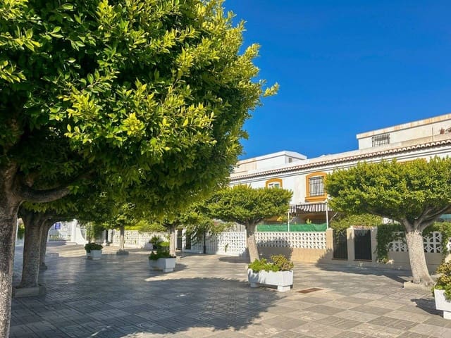 3 bedroom Townhouse for sale in Salobreña with pool garage - € 365,000 (Ref: 10020961)