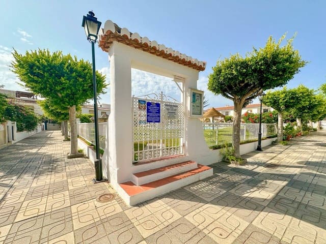 3 bedroom Townhouse for sale in Salobreña with pool garage - € 365,000 (Ref: 10020961)