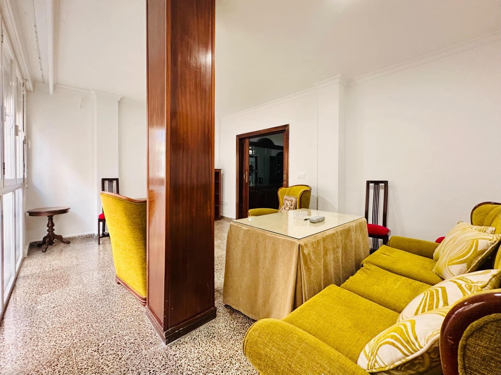3 bedroom Flat for rent in Granada city - € 990 (Ref: 10034011)