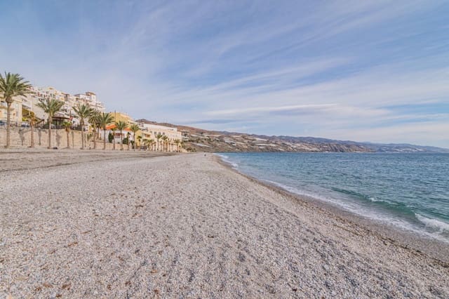 3 Zimmer Wohnung zu verkaufen in Castell de Ferro, Gualchos mit Garage - 175.000 € (Ref: 10034012)