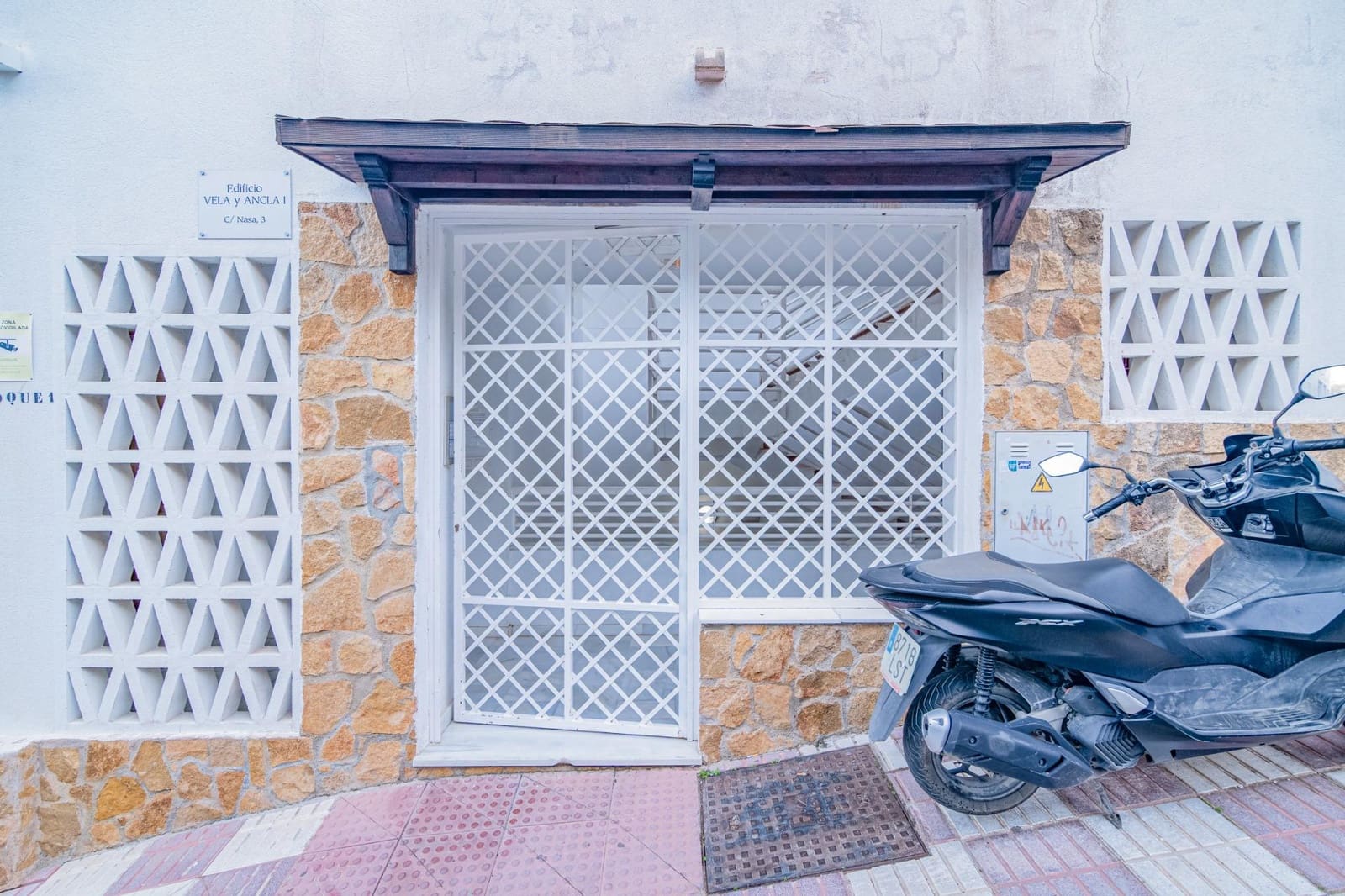3 Zimmer Wohnung zu verkaufen in Castell de Ferro mit Garage - 175.000 € (Ref: 10034012)