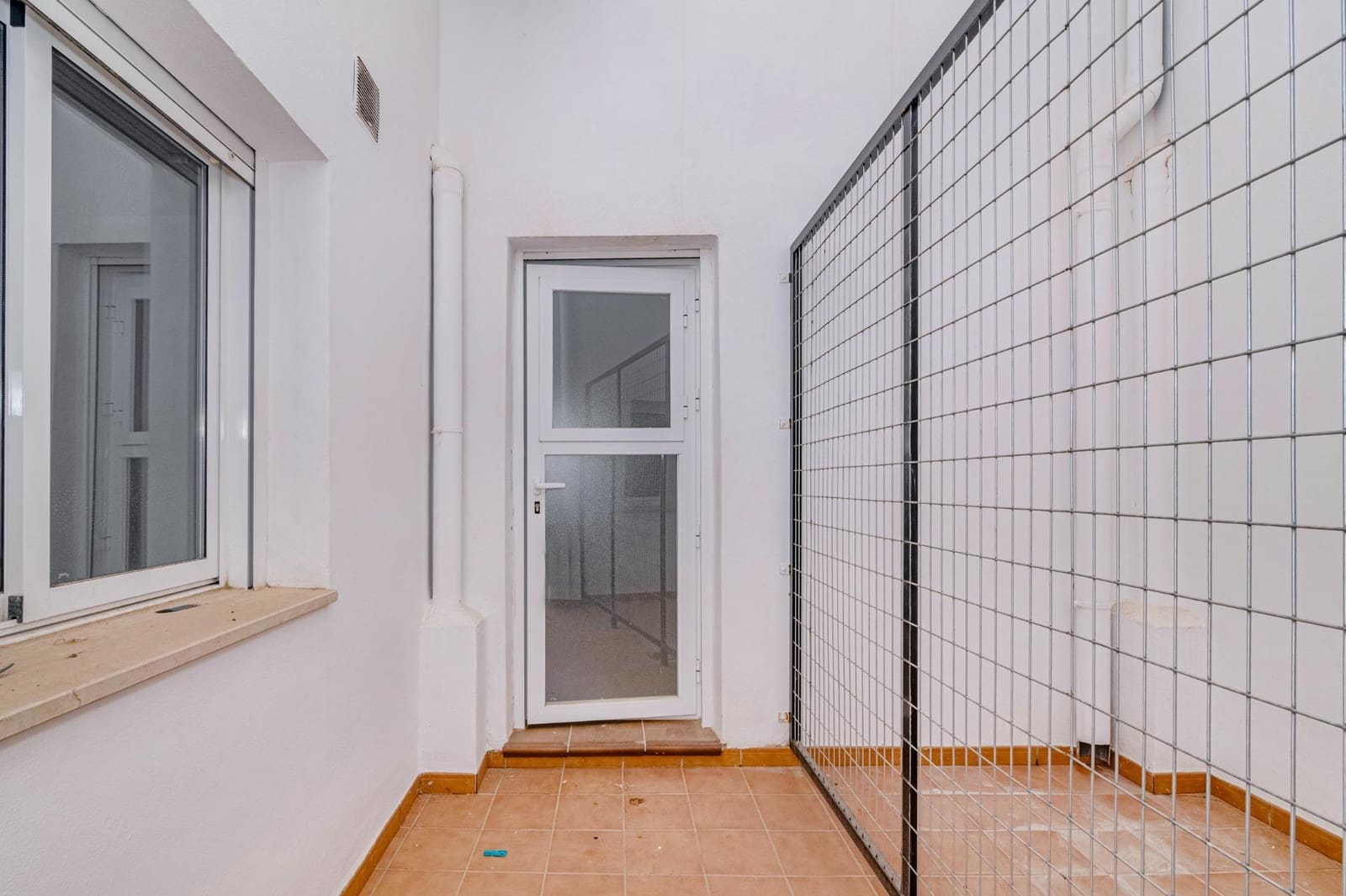 2 bedroom Flat for sale in Ogijares - € 189,000 (Ref: 10041167)