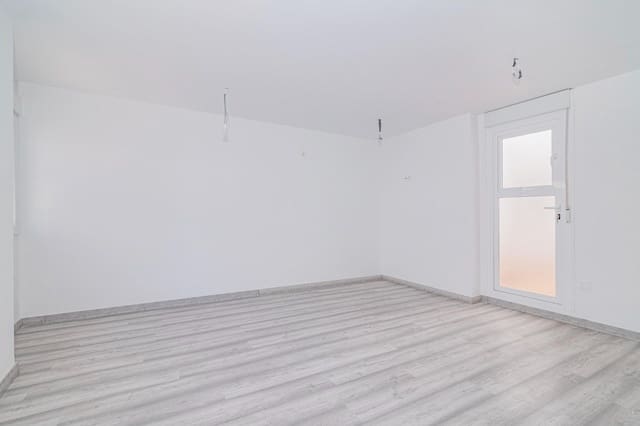 2 Zimmer Wohnung zu verkaufen in Ogíjares - 189.000 € (Ref: 10041167)