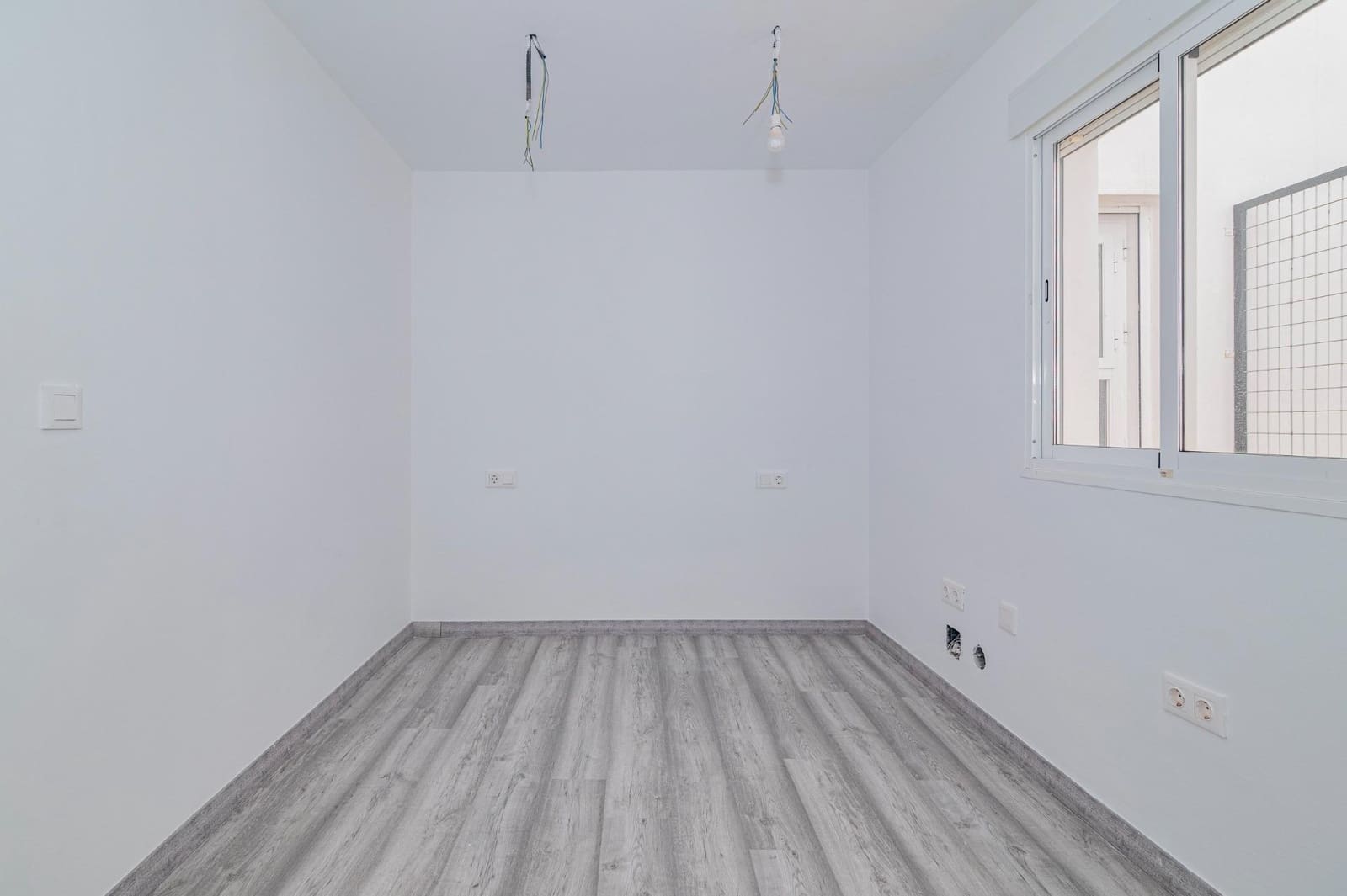 2 bedroom Flat for sale in Ogijares - € 189,000 (Ref: 10041167)