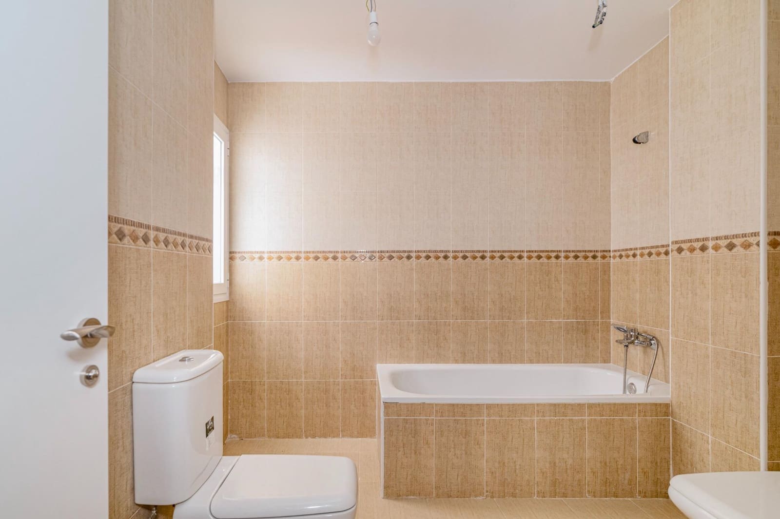 2 bedroom Flat for sale in Ogijares - € 189,000 (Ref: 10041167)
