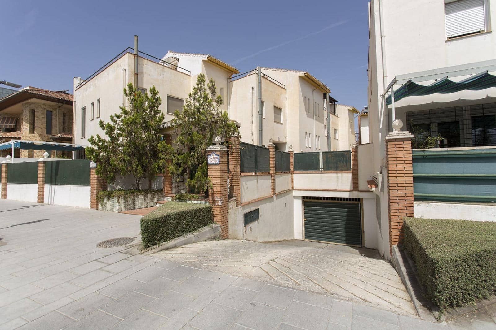 3 bedroom Terraced Villa for sale in Alhendin with pool garage - € 240,000 (Ref: 10043059)