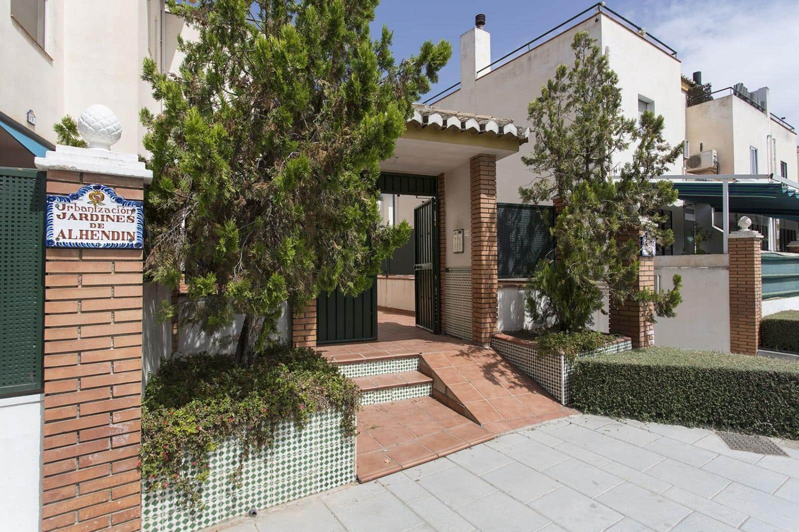 3 bedroom Terraced Villa for sale in Alhendin with pool garage - € 240,000 (Ref: 10043059)