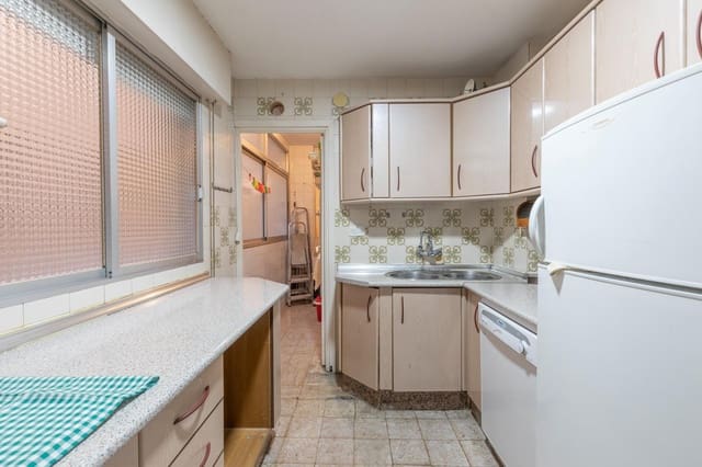 4 makuuhuone Asunto myytävänä paikassa Granada kaupunki - 279 900 € (Ref: 10043061)
