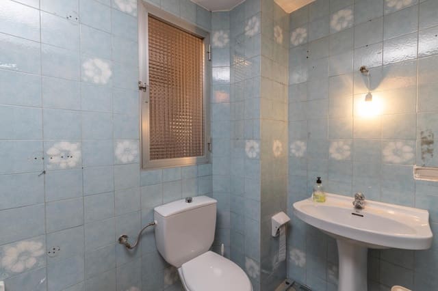 4 makuuhuone Asunto myytävänä paikassa Granada kaupunki - 279 900 € (Ref: 10043061)