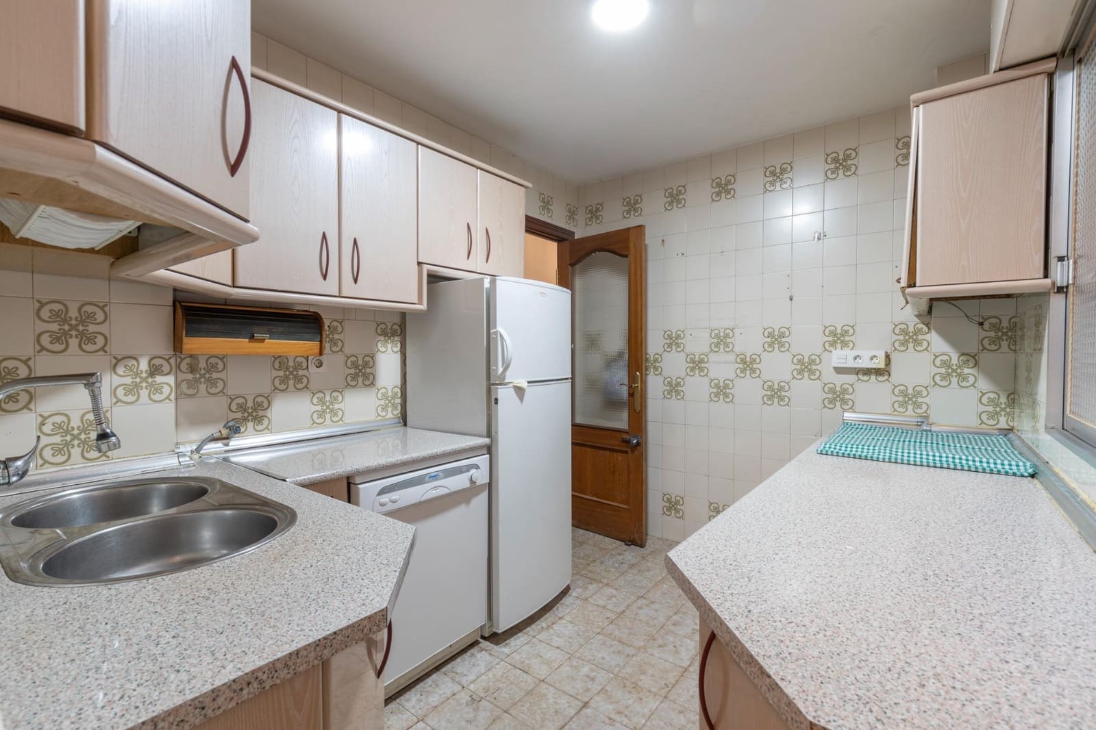 4 makuuhuone Asunto myytävänä paikassa Granada kaupunki - 279 900 € (Ref: 10043061)