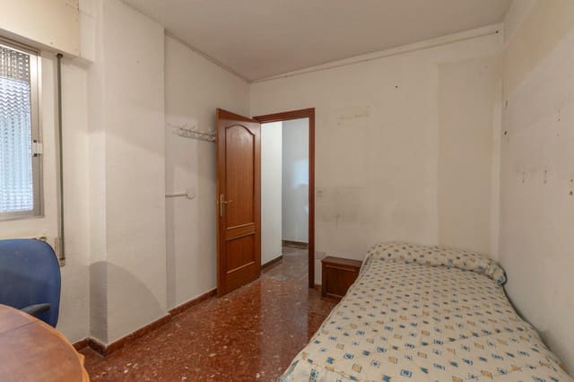 4 makuuhuone Asunto myytävänä paikassa Granada kaupunki - 279 900 € (Ref: 10043061)