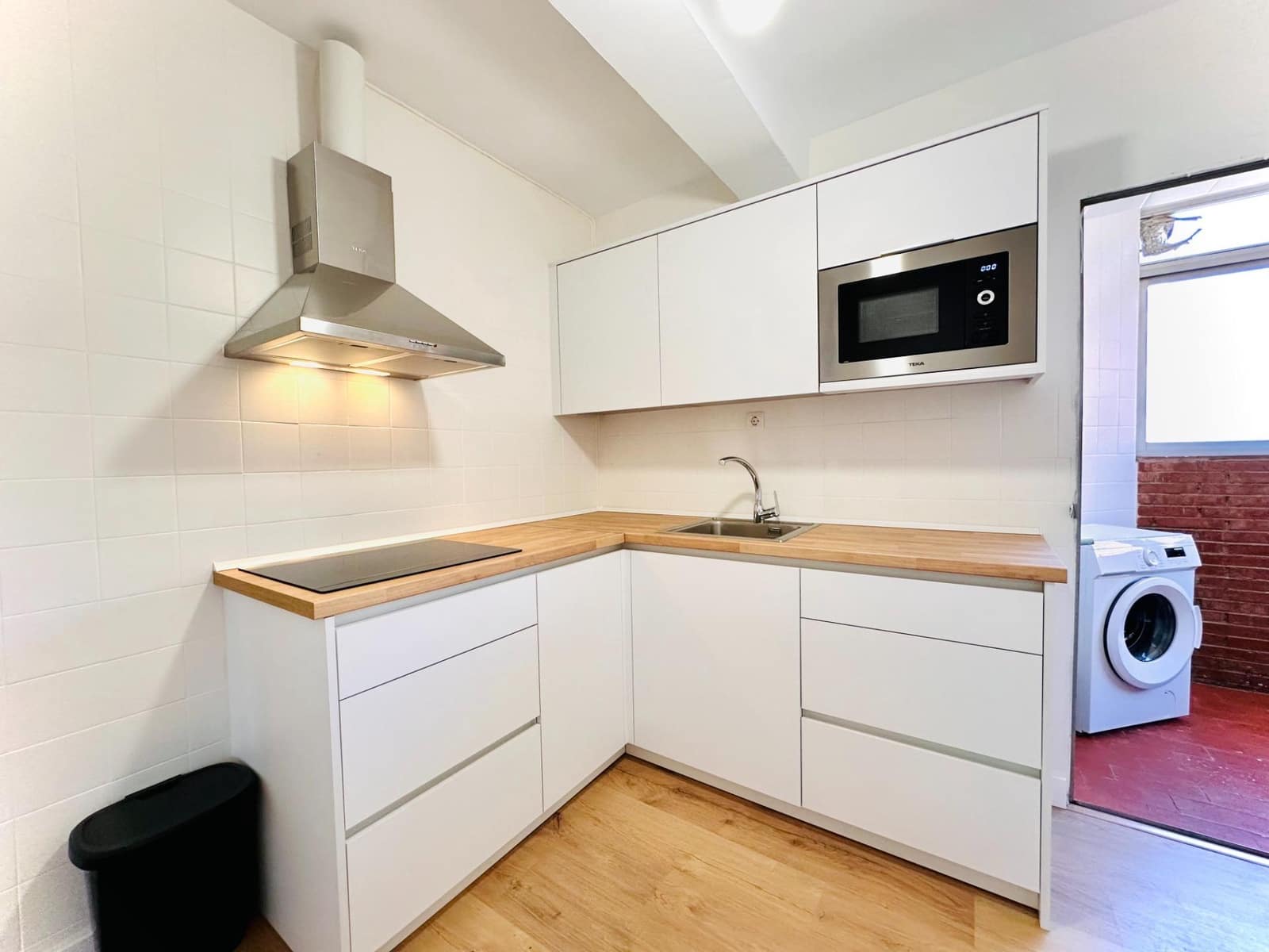 4 sovrum Lägenhet att hyra i Granada stad - 250 € (Ref: 10043062)