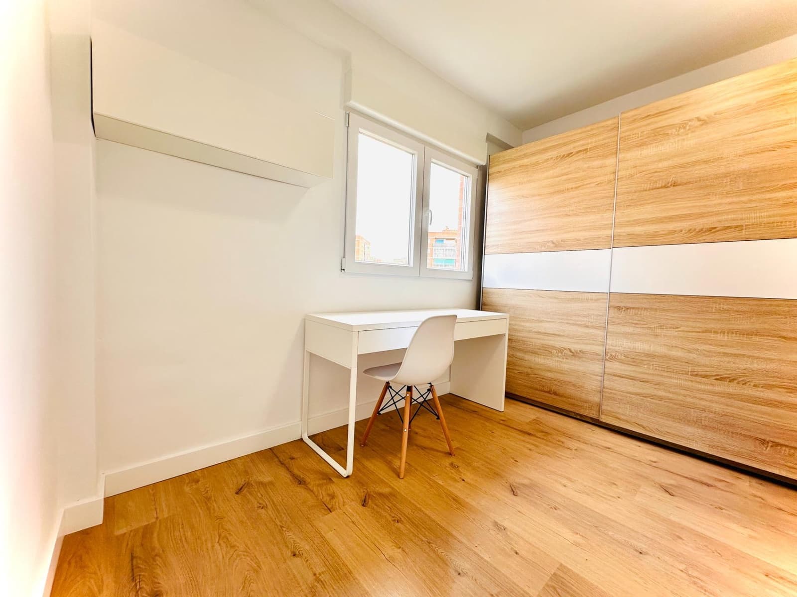 4 sovrum Lägenhet att hyra i Granada stad - 250 € (Ref: 10043062)